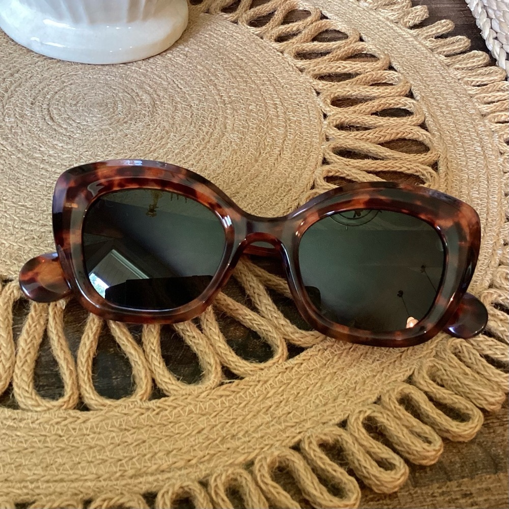 Ryan Simkhai Tortoise Shell‎ Cat Eye Polarized Sunglasses